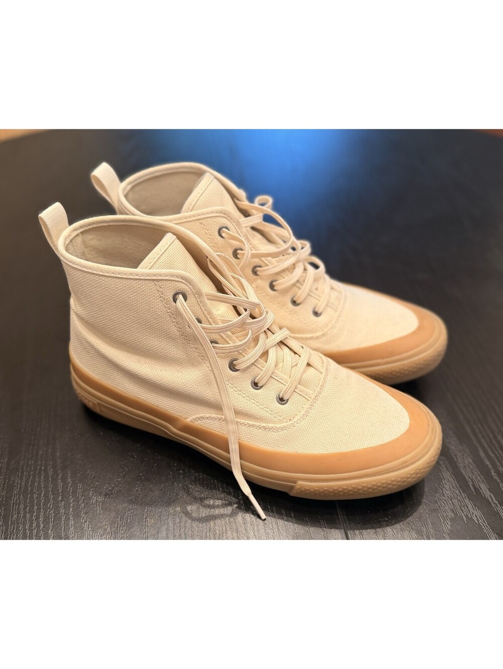 SEAVEES Women's Mammoth Boot Sneaker Size: 11 White/Brown Men’s 10 Winter Hiking
